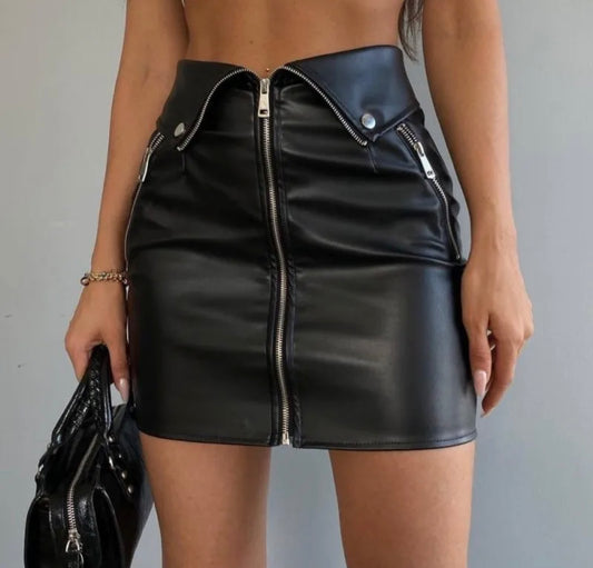 Mansion ( skirt leather )