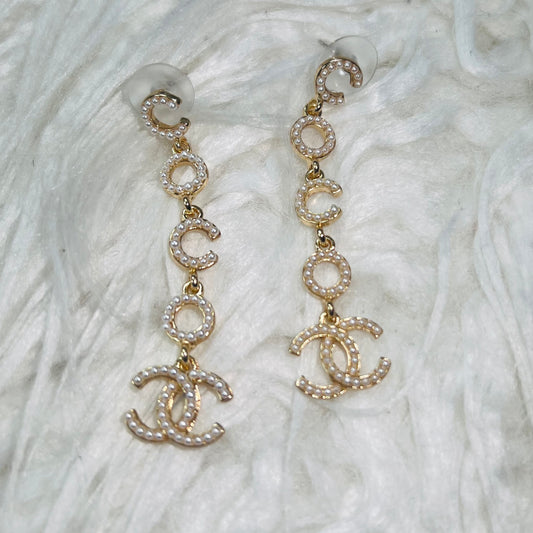 Ivy (Jewelry earrings)