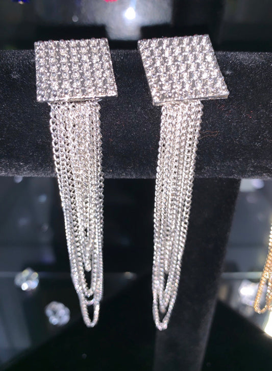 Issa ( Jewelry earrings )